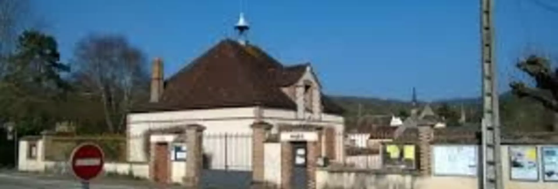 Ecole primaire Villiers-Louis commune de Les Clérimois (89) Yonne